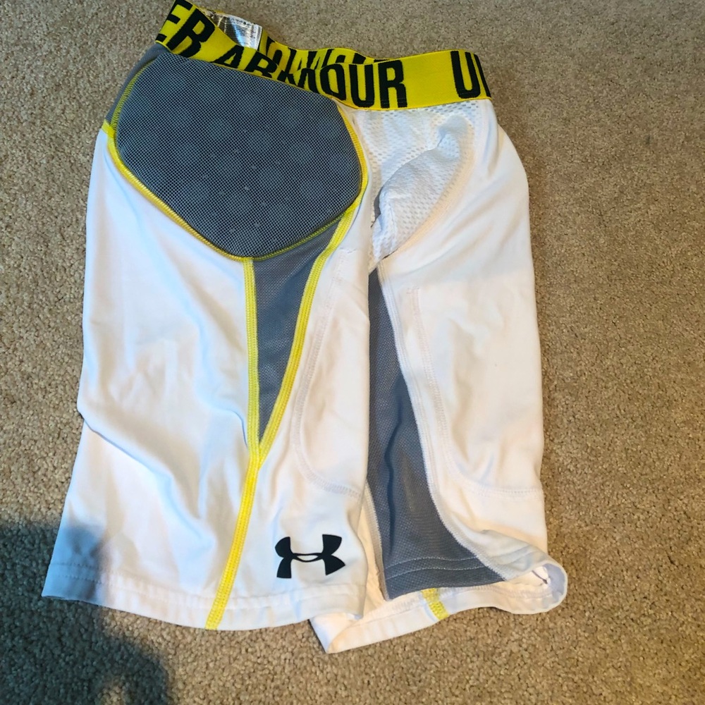 Under armour padded compression shorts size small